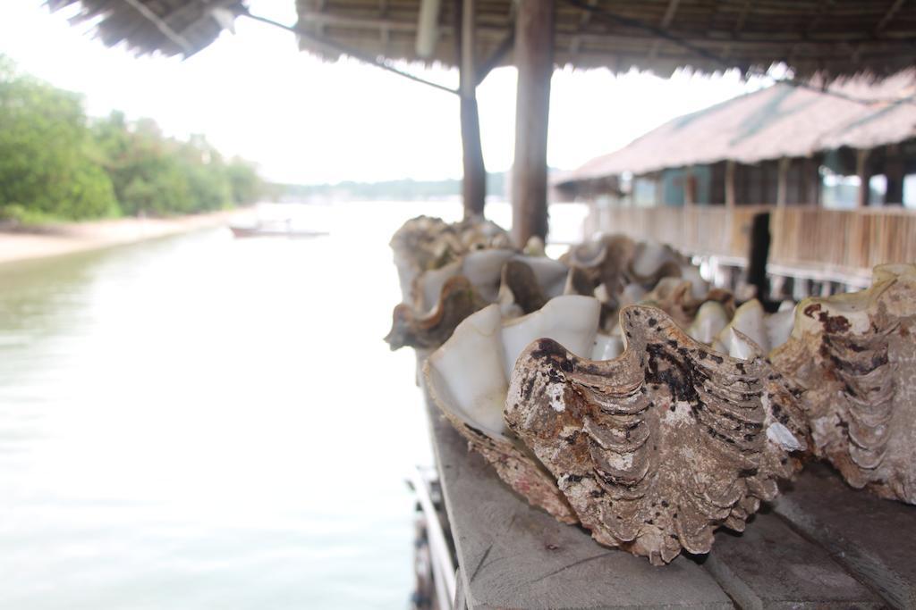 Bintan Laguna Restaurant And Resort Телукбакау Экстерьер фото