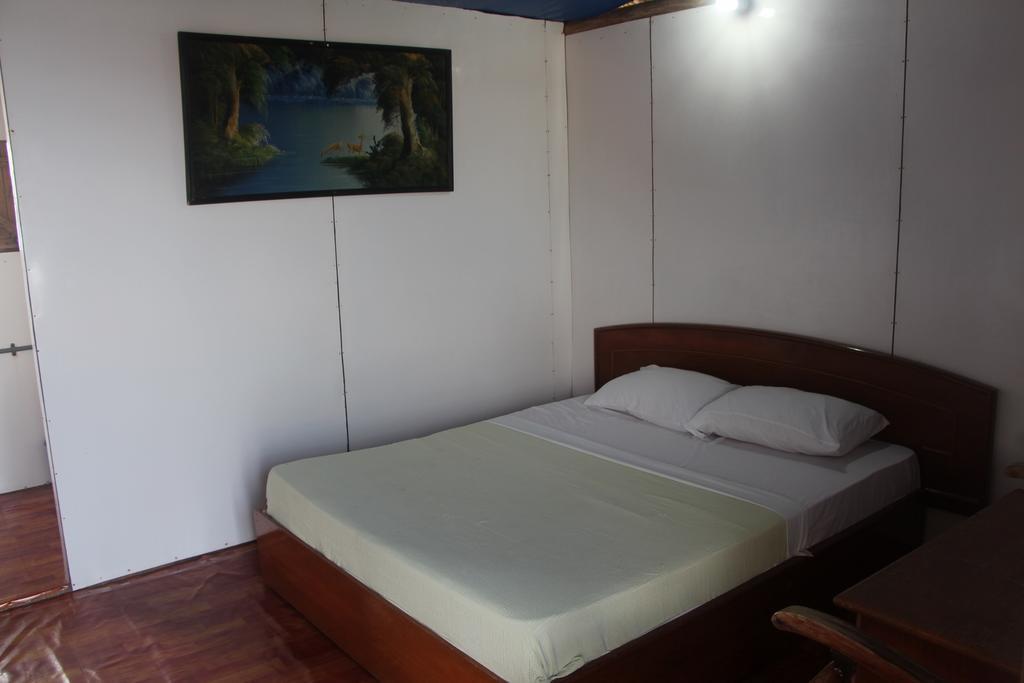 Bintan Laguna Restaurant And Resort Телукбакау Номер фото